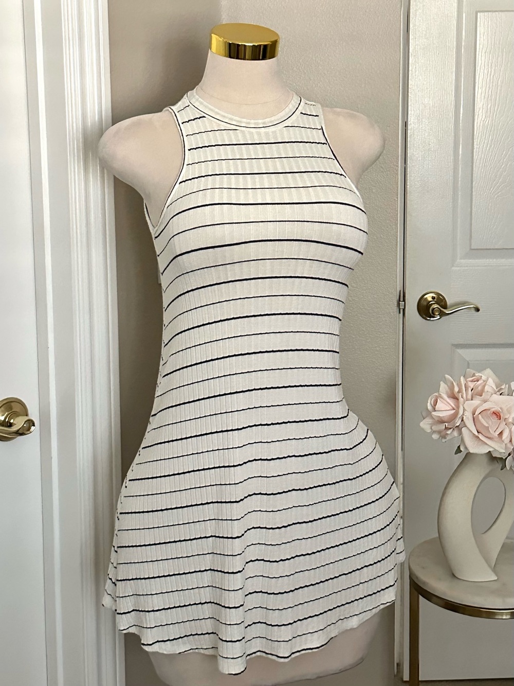 Q USA White Black Striped Ribbed Knit A-Line Mini Dress w/ High Neck Sz S